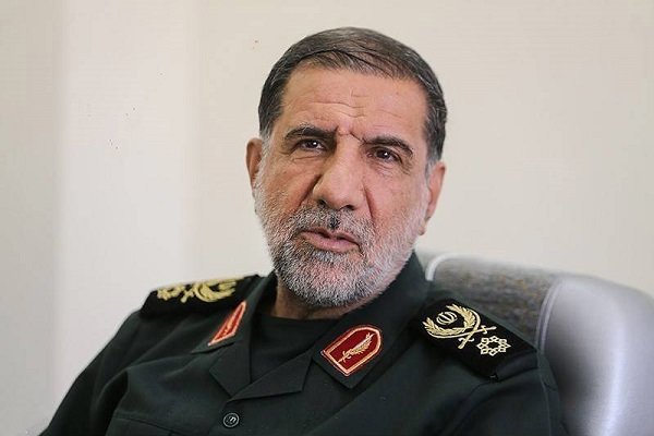 روایت دو فرمانده بلندپایه ارتش و سپاه از ترس‌های بنی‌صدر در زمان جنگ/دنبال این هستند در گوشه‌ای با یک دیپلمات ما مذاکره کنند