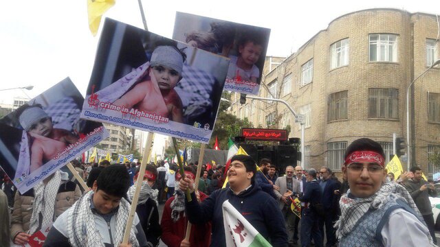 نمایش تصاویر جنایات آمریکا علیه کودکان خاورمیانه/ بن سلمان، ترامپ و حمد بن عیسی در زندان