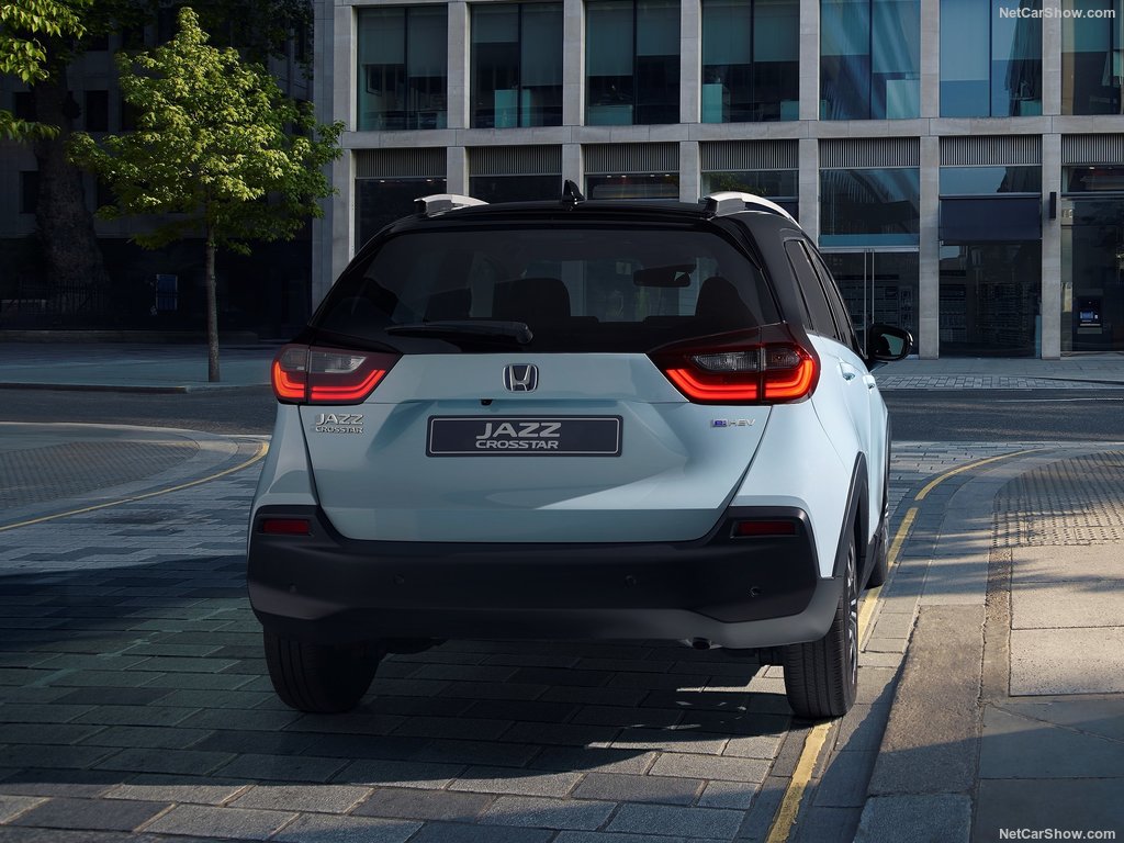 بررسی فنی خودرو جدید هوندا فیت + مشخصات