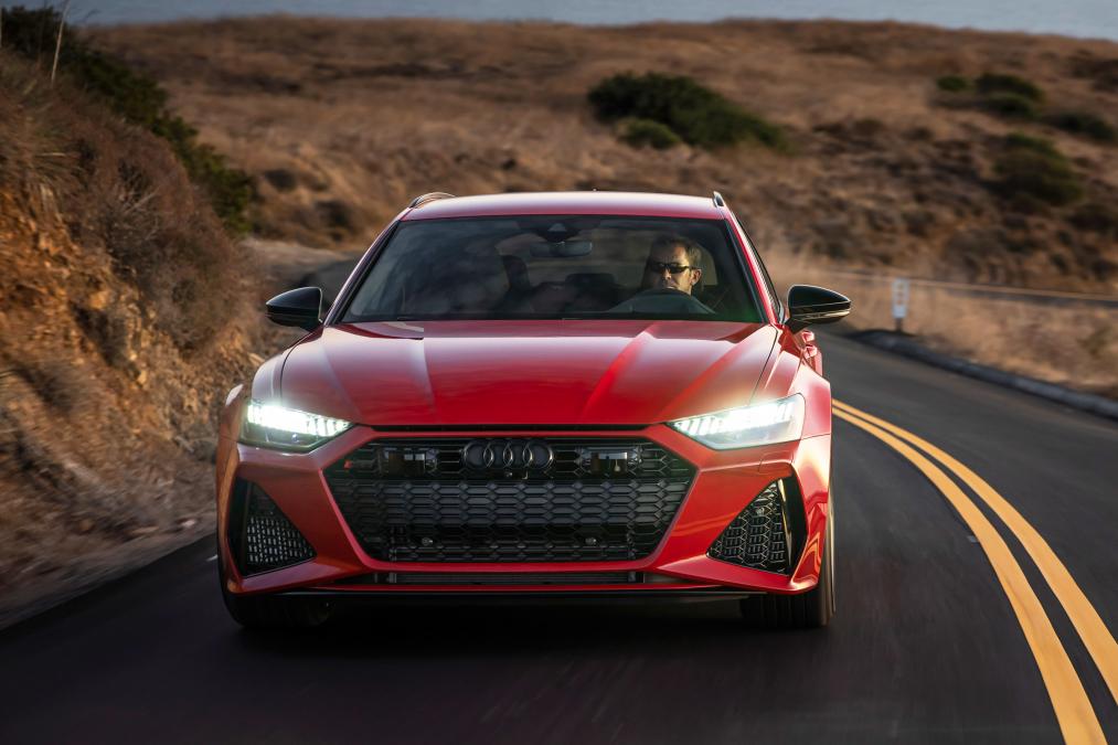 بررسی فنی خودرو آئودی RS6 آوانت+ مشخصات