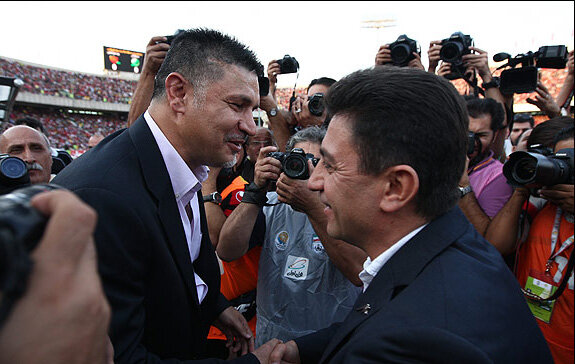 چرا وزیر و مدیران فدراسیون فوتبال، سرمربی موقت انتخاب نمی‌کنند؟