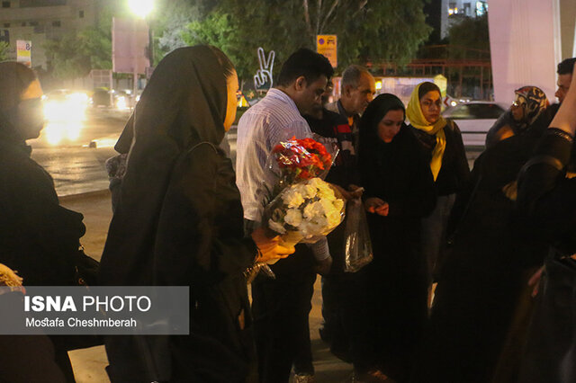 همدردی مردم بندرعباس با خانواده جانباختگان هواپیمای اوکراینی / عکس