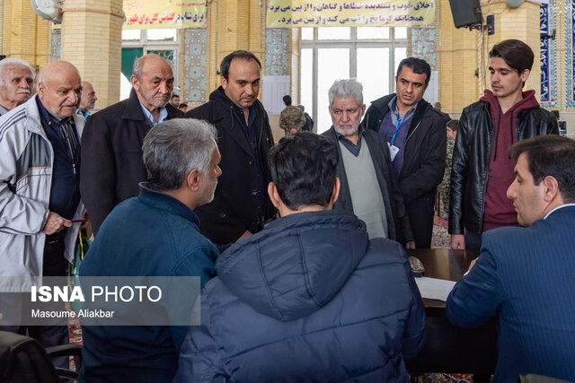 مشارکت مردم البرز در انتخابات + عکس