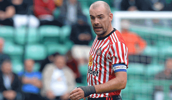 فوتبالیست‌هایی که دستگیر شدند؛ از مارادونا تا رونالدینیو + تصاویر