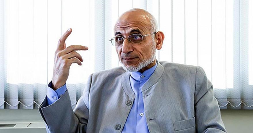 میرسلیم: برای برخی حزب یعنی خودشان به علاوه چند پادو، مانند ناپلئون! /مصباحی‌مقدم: چون فاقد حزب هستیم پس ناکارآمدیم