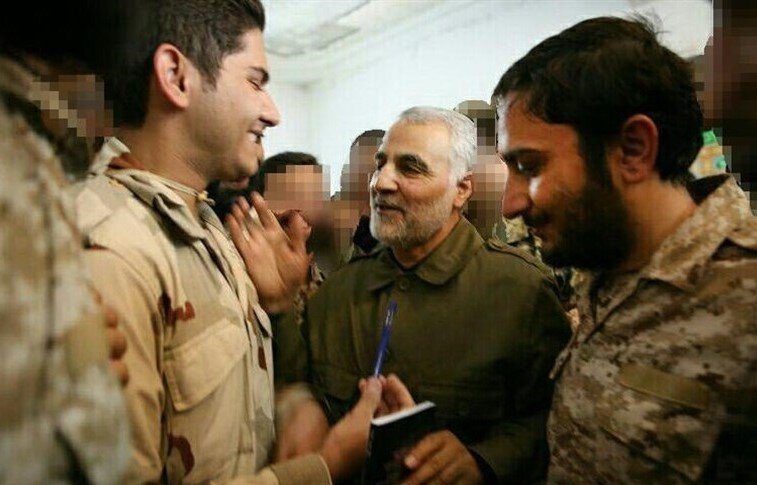مجوز ویژه‌ نیروی قدس سپاه و سردار سلیمانی به یگان ویژه فاتحین + عکس