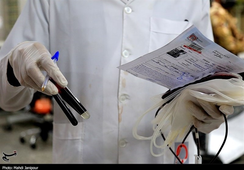 اهدای خون توسط ورزشکاران و ارتشیان اصفهان به روایت تصاویر