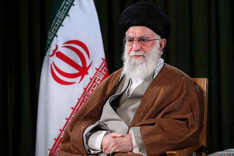 نظر رهبر انقلاب درباره شکستن قفل نرم افزارها و کپی رایت