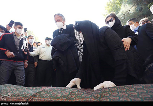 مراسم خاکسپاری مرحوم استاد شجریان در طوس