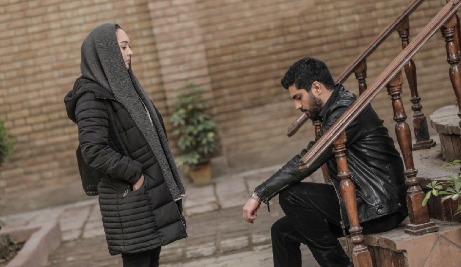 سکانس جنجالی قسمت ۲۱ سریال آقازاده و واقعیت‌های ایران به زبان «حامد»/ ویدئو