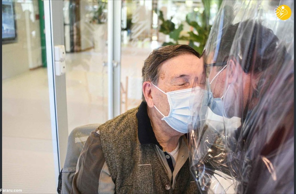 اتاق آغوش، شادی را به سالمندان هدیه داد