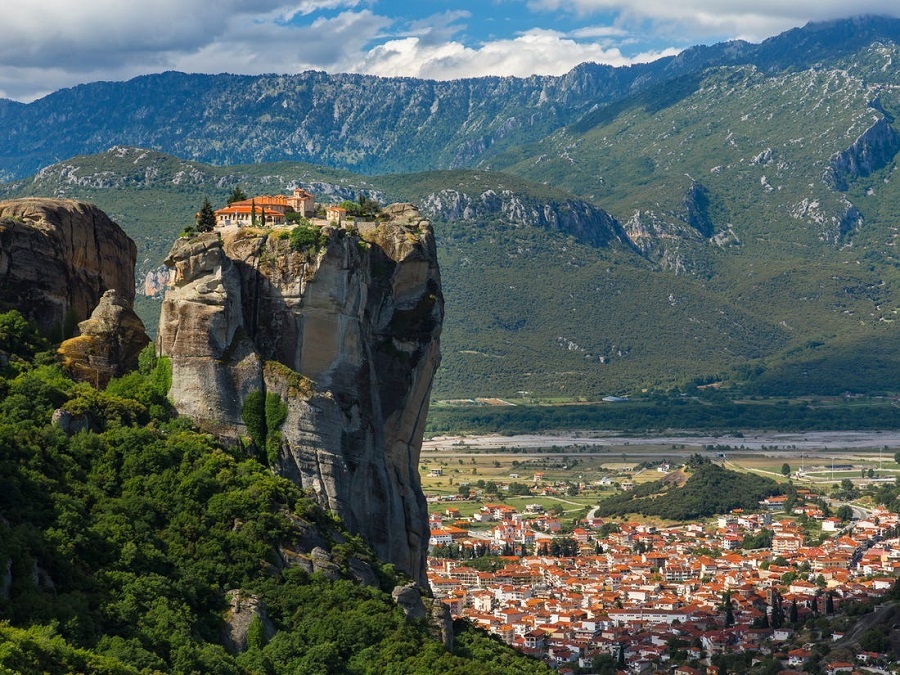 با خطرناک‌ترین جاذبه‌های گردشگری دنیا آشنا شوید + تصاویر