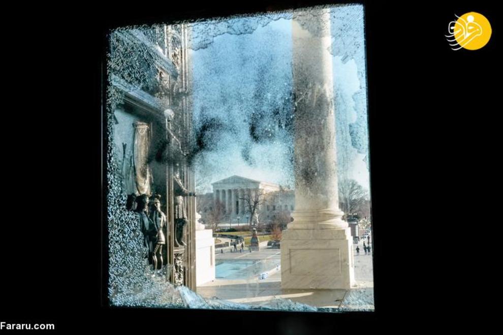 وضعیت کنگره آمریکا پس از حمله هواداران ترامپ/ تصاویر‌