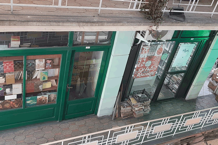 گشتی در پاساژ محبوب کتاب‌خوان‌های پایتخت/ اینجا بهشت کتابخوان‌هاست