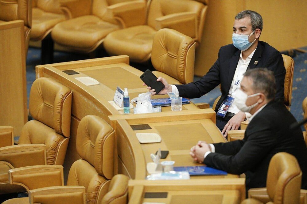 اسکوچیچ هم برای انتخابات آفتابی شد/ عکس