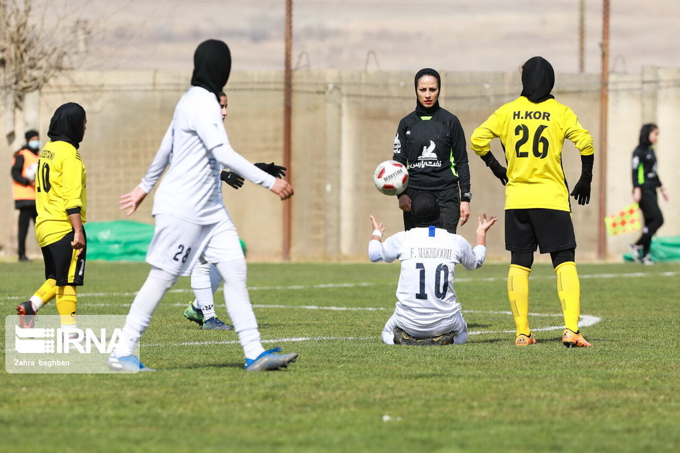 تصاویر‌ دیدار سپاهان و وچان در لیگ برتر فوتبال بانوان