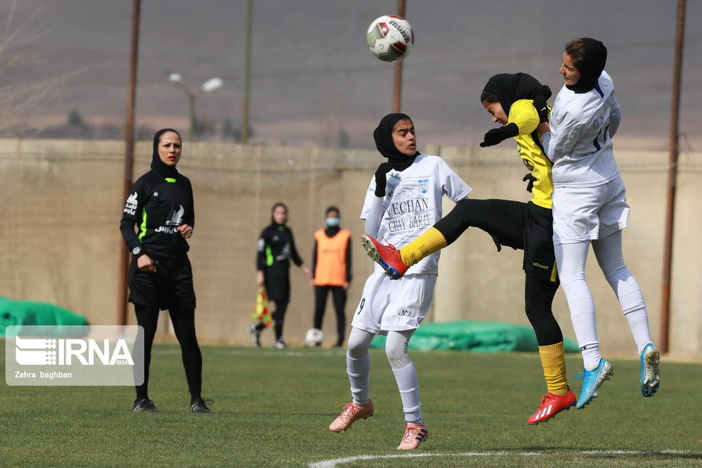 تصاویر‌ دیدار سپاهان و وچان در لیگ برتر فوتبال بانوان