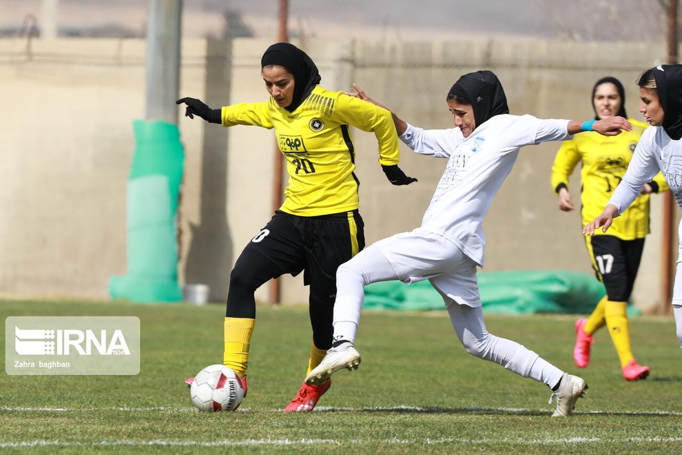 تصاویر‌ دیدار سپاهان و وچان در لیگ برتر فوتبال بانوان