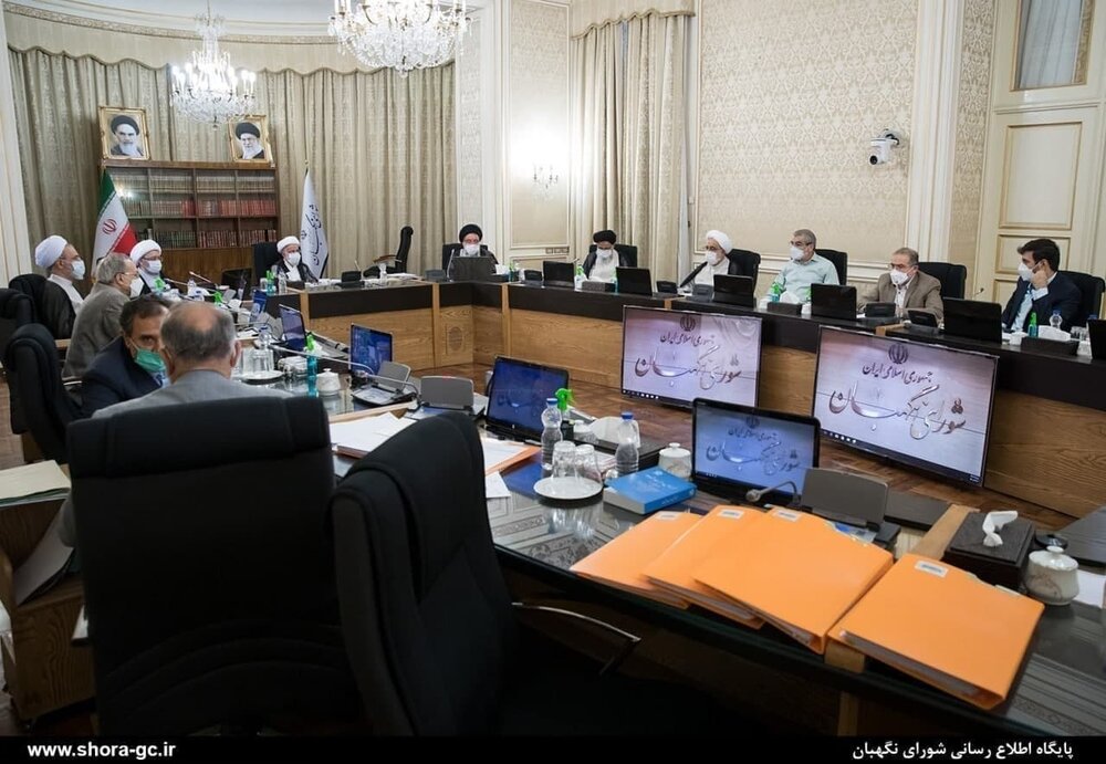 این پرونده های روی میز شورای نگهبان متعلق به کدام کاندیداهاست؟+عکس