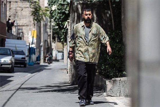 تلویزیون همچنان غمگین و مصیبت‌زده می‌ماند