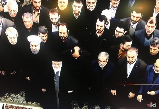 آغاز مراسم تشییع پیکر آیت الله هاشمی+تصاویر / اقامه نماز رهبر معظم انقلاب بر پیکر آیت الله هاشمی