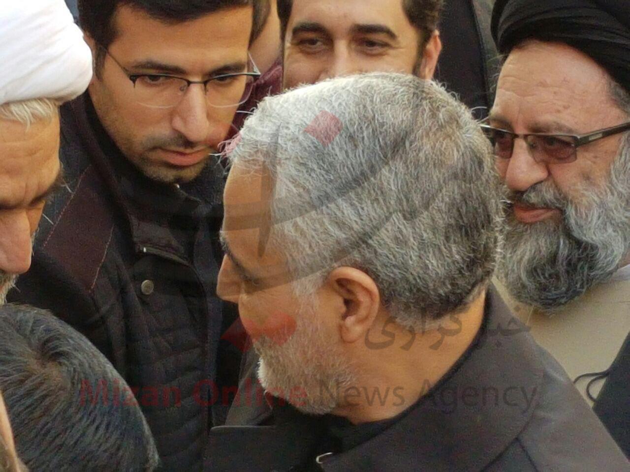 آغاز مراسم تشییع پیکر آیت الله هاشمی+تصاویر / انتقال پیکر آیت الله به دانشگاه تهران / حضور شخصیت های برجسته از جمله سردار سلیمانی / ازدحام بسیار زیاد جمعیت؛ امكان ورود به مصلاي دانشگاه نيست