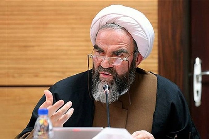 غرویان: مسائل داخلی اولویت گفتگوی ملی باشد