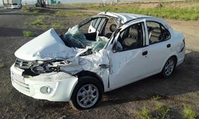 ۴ مصدوم در دو حادثه واژگونی و یک تصادف