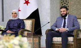 جولانی به همسرش مدرک دانشگاهی داد/ ویدئو

