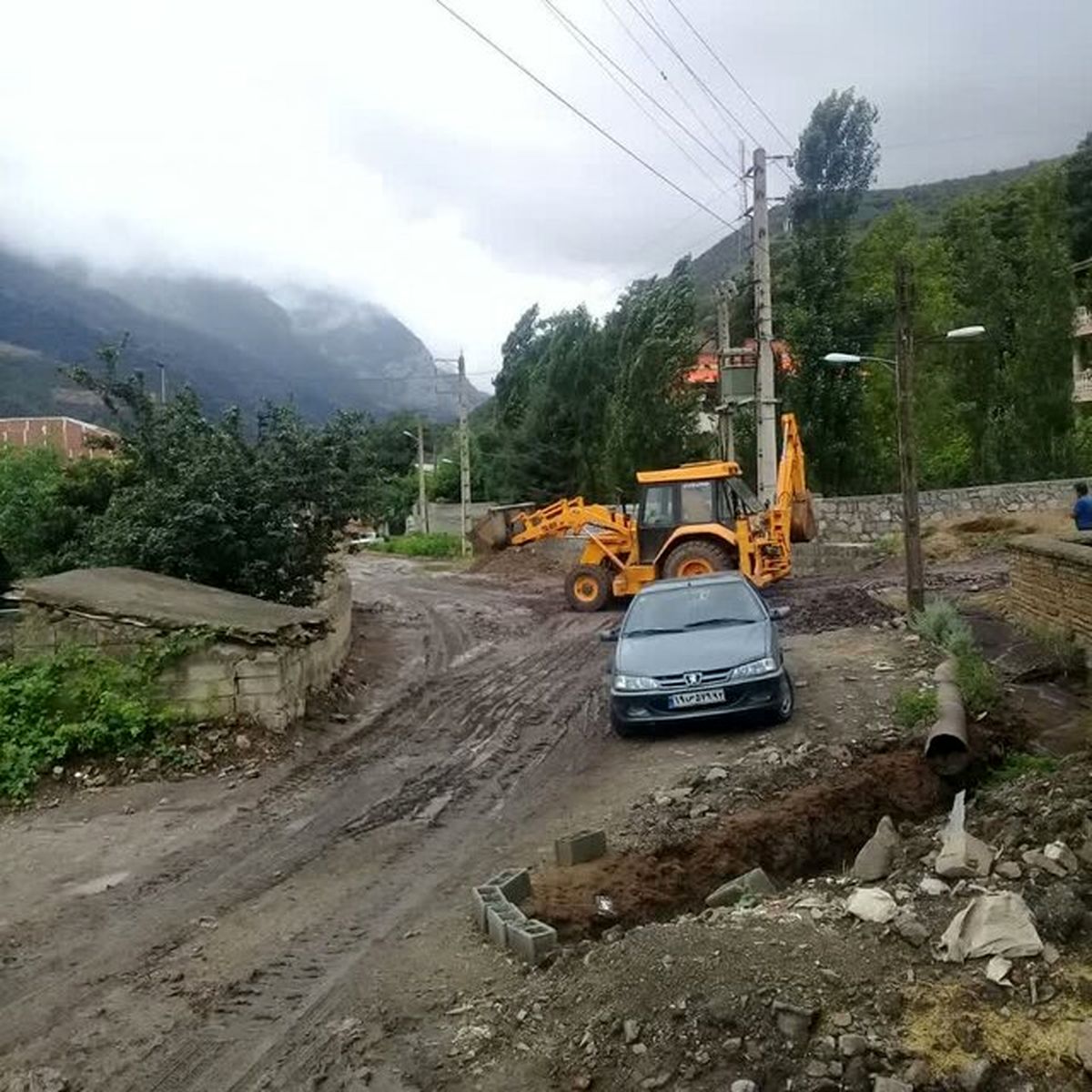 ۱۱ روستای سوادکوه گرفتار سیل شدند/تصویر