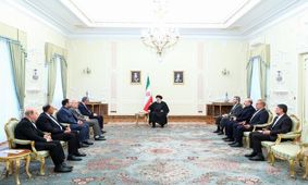 رئیسی: ظرفیت‌ها را با تأکید بر ارزش‌های انقلاب اسلامی، معرفی کنید

