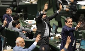 امسال، سال انتخابات است و نماینده ها با دولت درافتاده اند/ این همه هزینه دادند برای قدرت یکدست اما باز هم اختلاف دارند