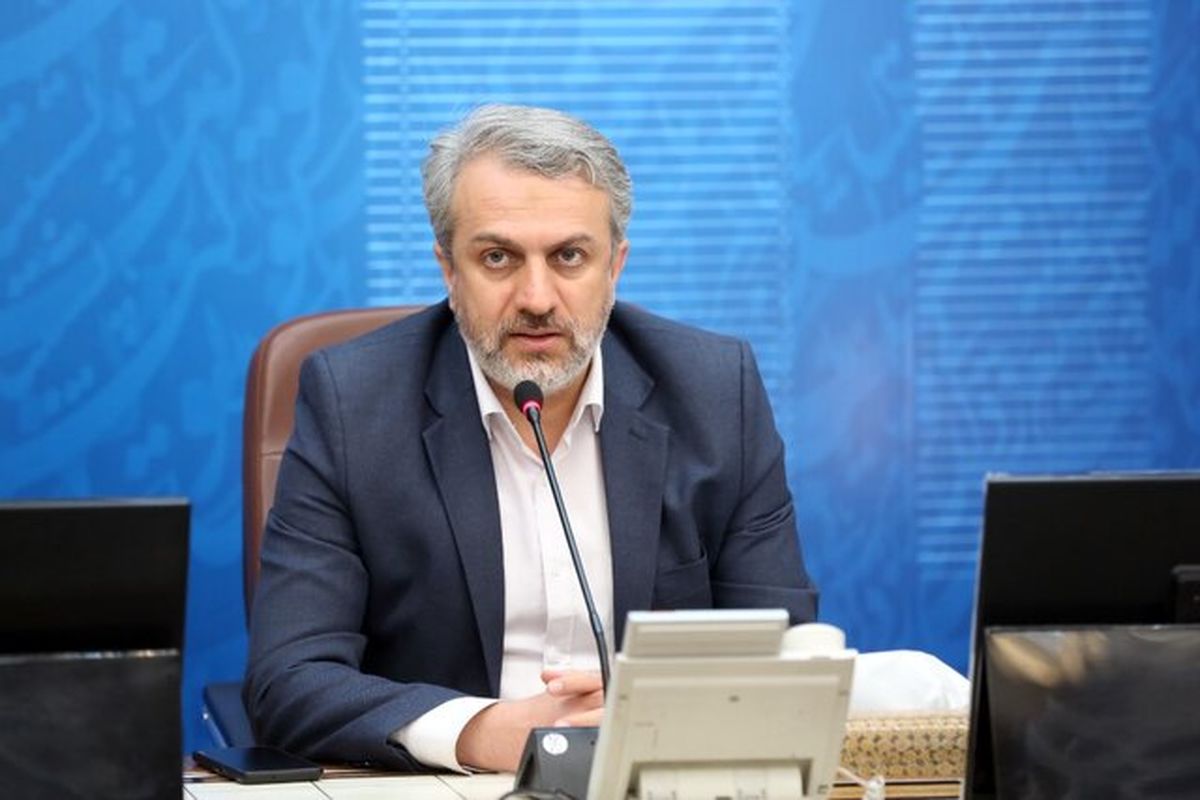 فاطمی‌امین در وزارت صمت ابقا شد/ اظهارات نمایندگان موافق و مخالف استیضاح فاطمی‌ امین/ قرائت نامه رئیس‌جمهور به نمایندگان/ وزیر صمت: فساد و فامیل بازی به ما نمی‌چسبد/ ویدئو

