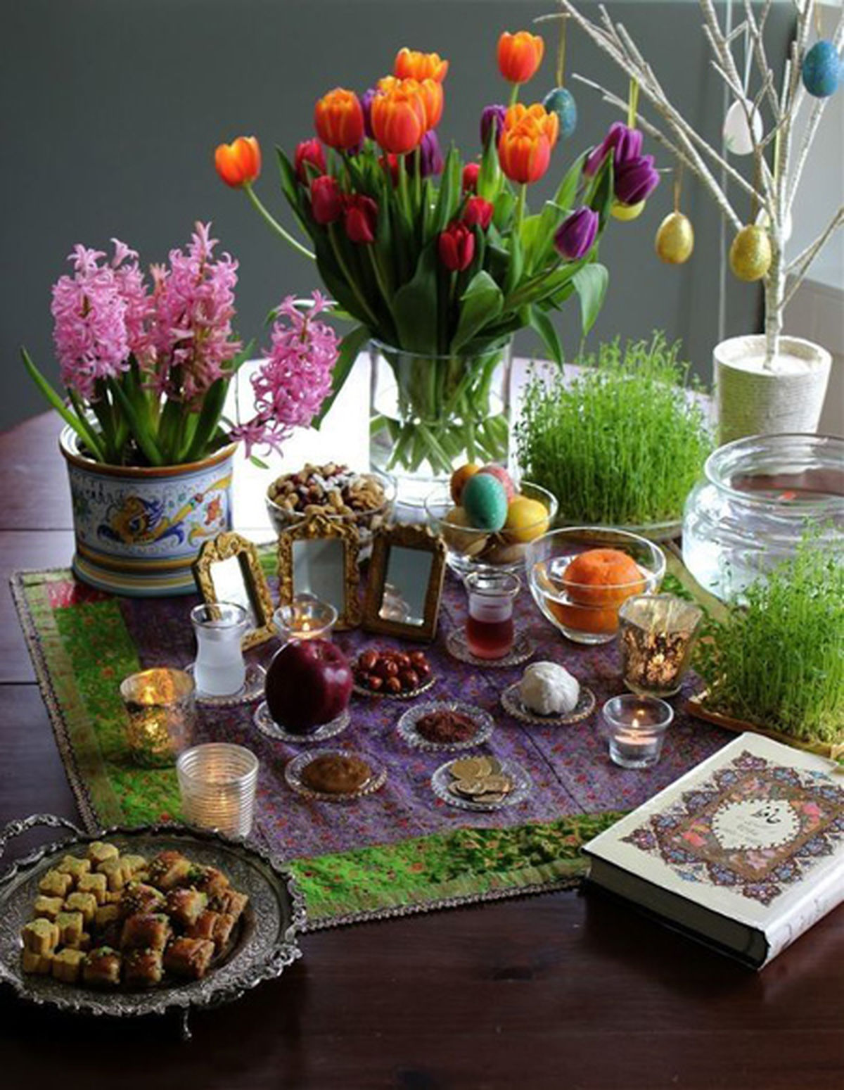 تزیین سفره هفت سین سنتی
