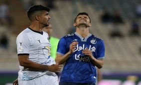 فرصت سوزی استقلال ۱۰ نفره مقابل پیکان