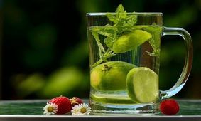 روزانه چقدر مایعات بنوشیم؟

