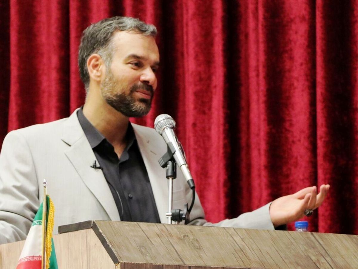 دولت اگر می‌خواهد قیمت خودرو ارزان نشود، به طور رسمی اعلام کند