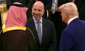 ترامپ به شوخی: دارا خسروشاهی باید مذاکره‌کننده با ایران باشد، چه ایده خوبی، دارا را برای مذاکره بفرستیم!/ ویدئو