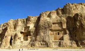 چرا آرامگاه داریوش بزرگ جای ۹ قبر دارد؟/ ویدئو