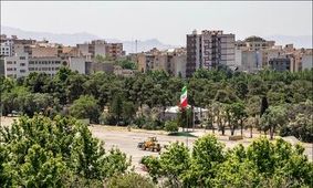 پادگان ۰۶ پارک می‌شود