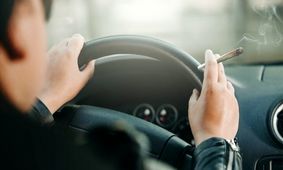 جریمه سیگار کشیدن پشت فرمان چقدر است؟

