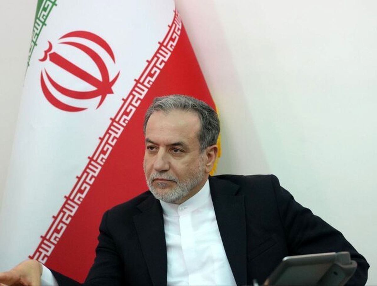 گفتگوی تلفنی عراقچی با کاردار جمهوری اسلامی ایران در بیروت

