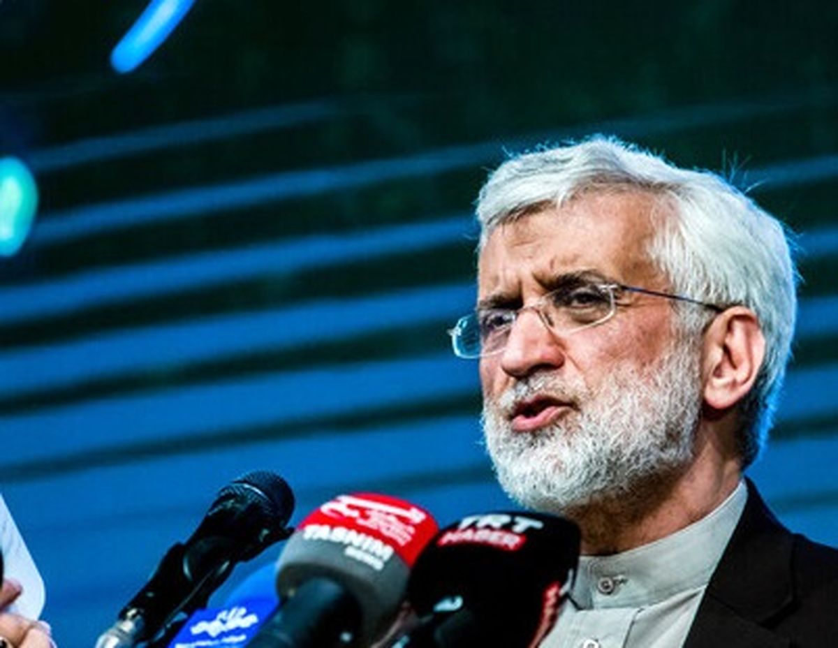 جلیلی: نگاهی که ایران را به یک قدرت تبدیل کرده می‌تواند «اقتصاد» را هم نجات دهد

