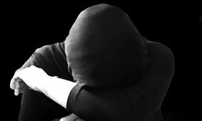 اقدام به خودسوزی دختر عاشق پیشه بخاطر نوازنده کافه