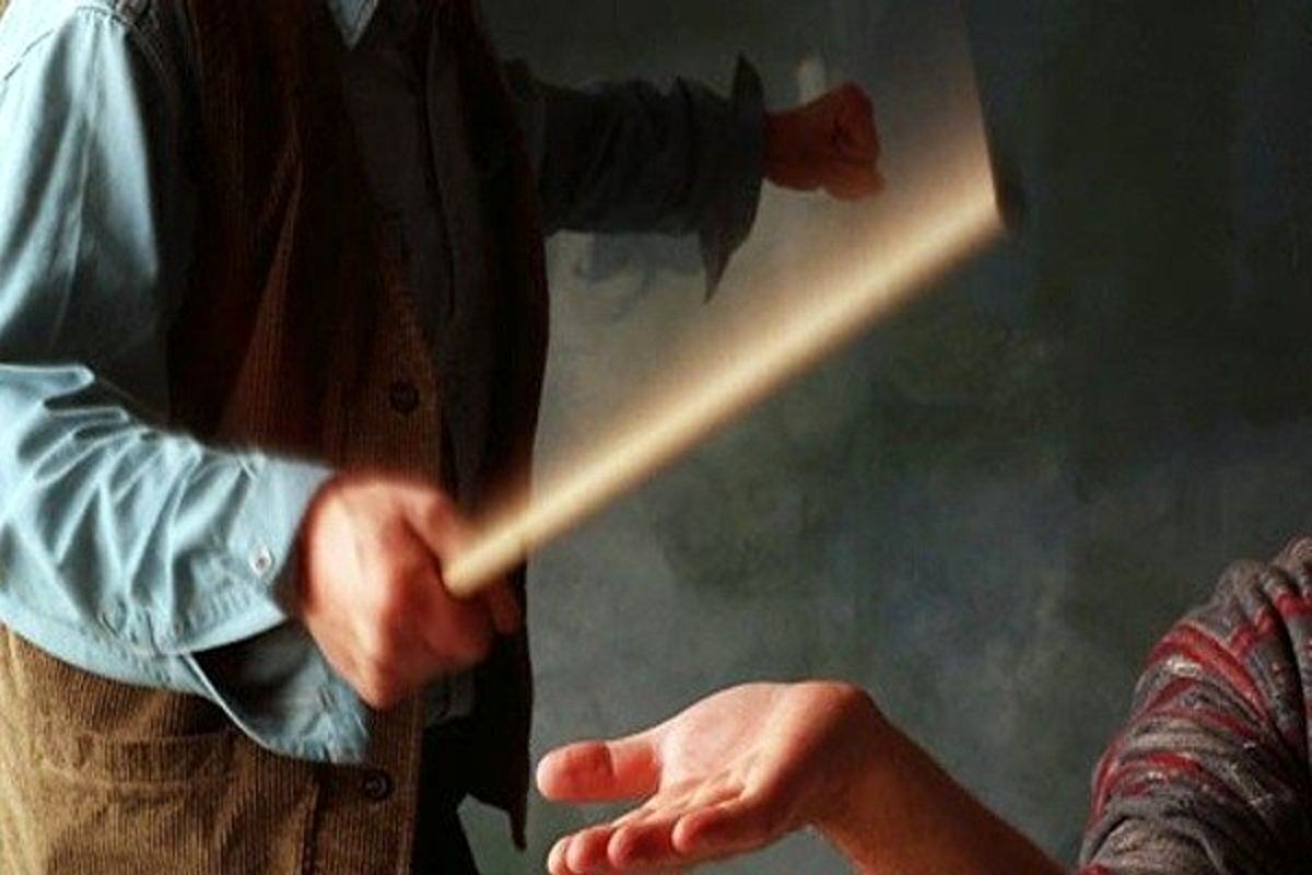 موضع قانون در قبال «تنبیه بدنی، هتک حیثیت و توهین به دانش‌آموزان» چیست؟