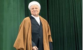 عالیجناب خاکستری انقلاب