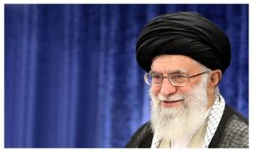 بگو چه دیده که دل می‌زند به طوفان، دست؟ 