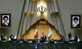 نامه مجلس به رهبری درباره اختلاف با مجمع تشخیص مصلحت بر سر یک قانون

