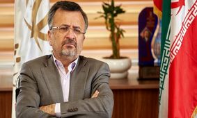 داورزنی با مجوز جدید می‌ماند؟/ علت تکرار قصه بازنشستگی رئیس فدراسیون والیبال
