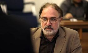 یک استاد دانشگاه:فعلا چاره‌ای جز حفظ قدرت موشکی در عین تلاش حداکثری دیپلماتیک برای اجتناب از جنگ نیست